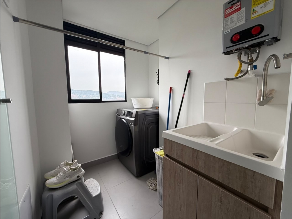 Para estrenar, acogedor apartamento en Trianon Envigado — foto 3