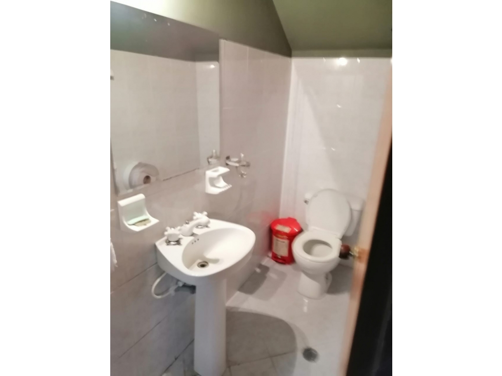 VENTA CASA COMERCIAL BARRIO SAN VICENTE