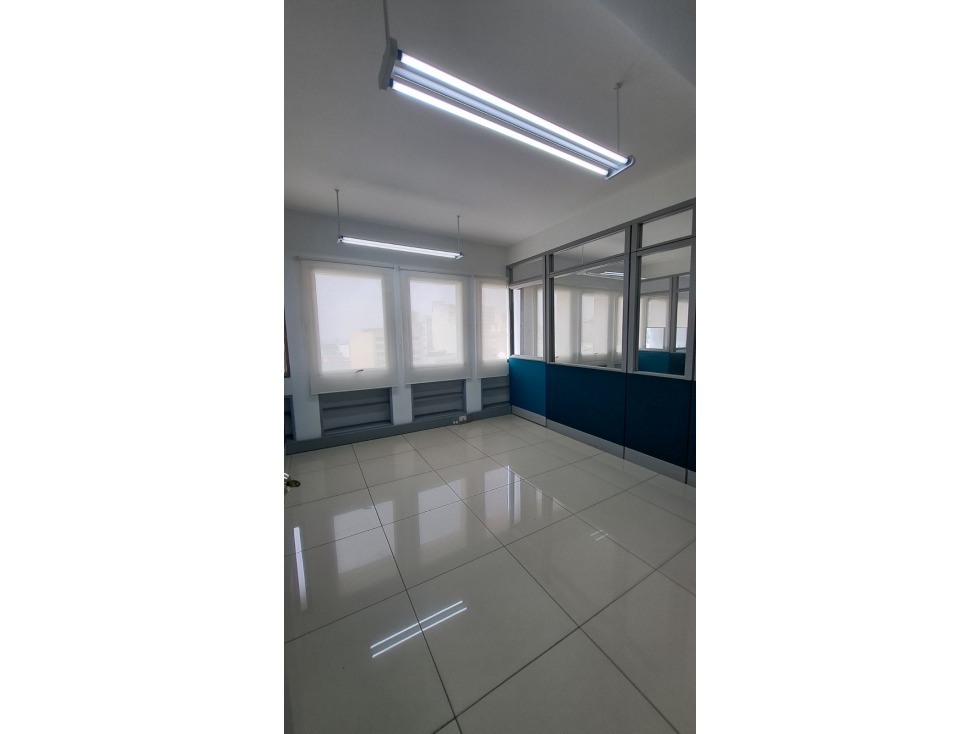 OFICINAS EN VENTA EDIFICIO CARVAJAL — foto 3