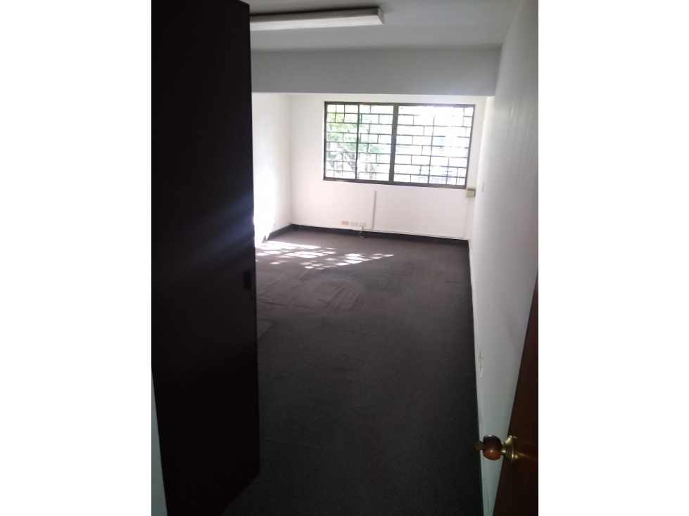 VENTA CASA COMERCIAL BARRIO SAN VICENTE — foto 4