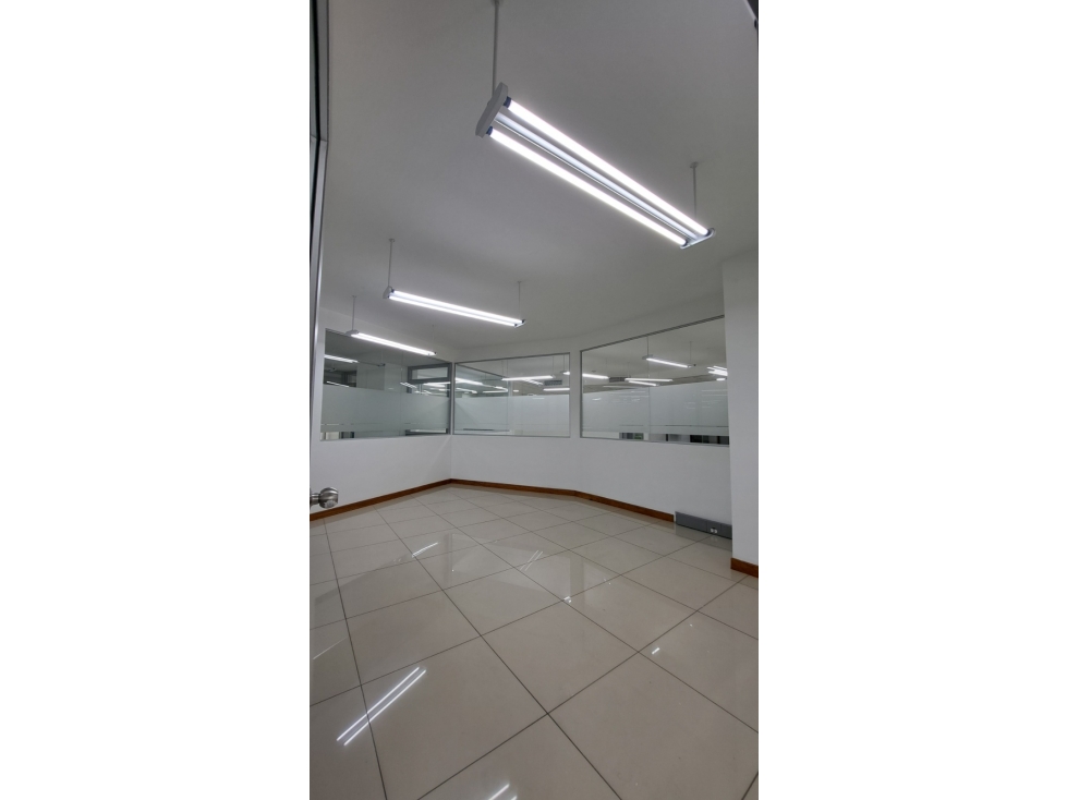 OFICINAS EN VENTA EDIFICIO CARVAJAL — foto 4