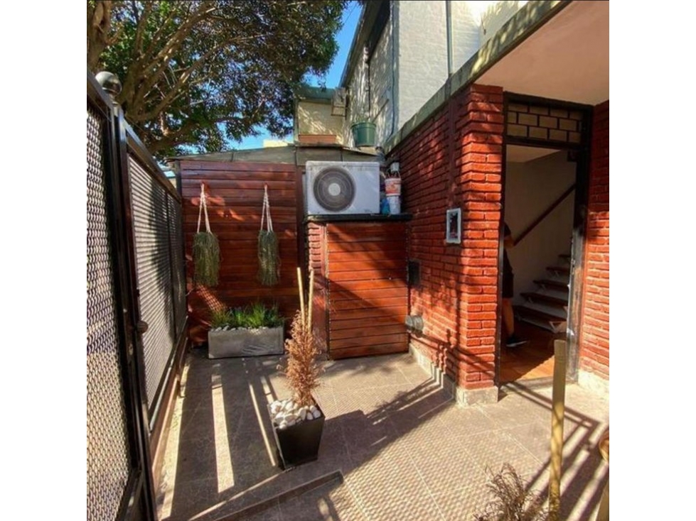 OPORTUNIDAD CASA EN MORON!! - 2