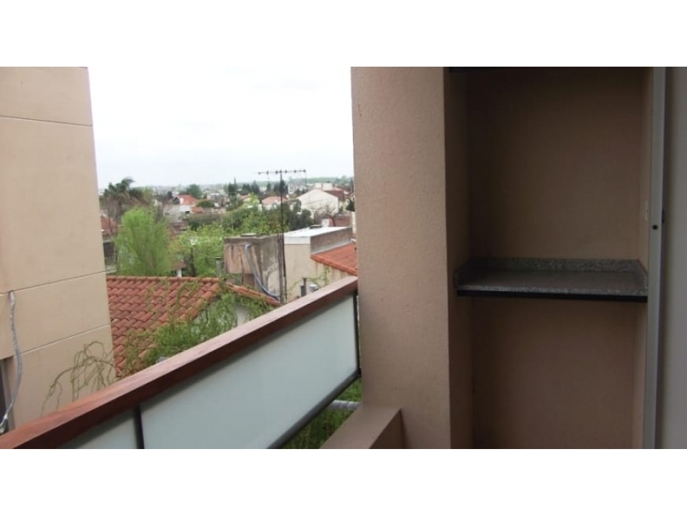 DEPARTAMENTO CASTELAR SUR!!! - 3