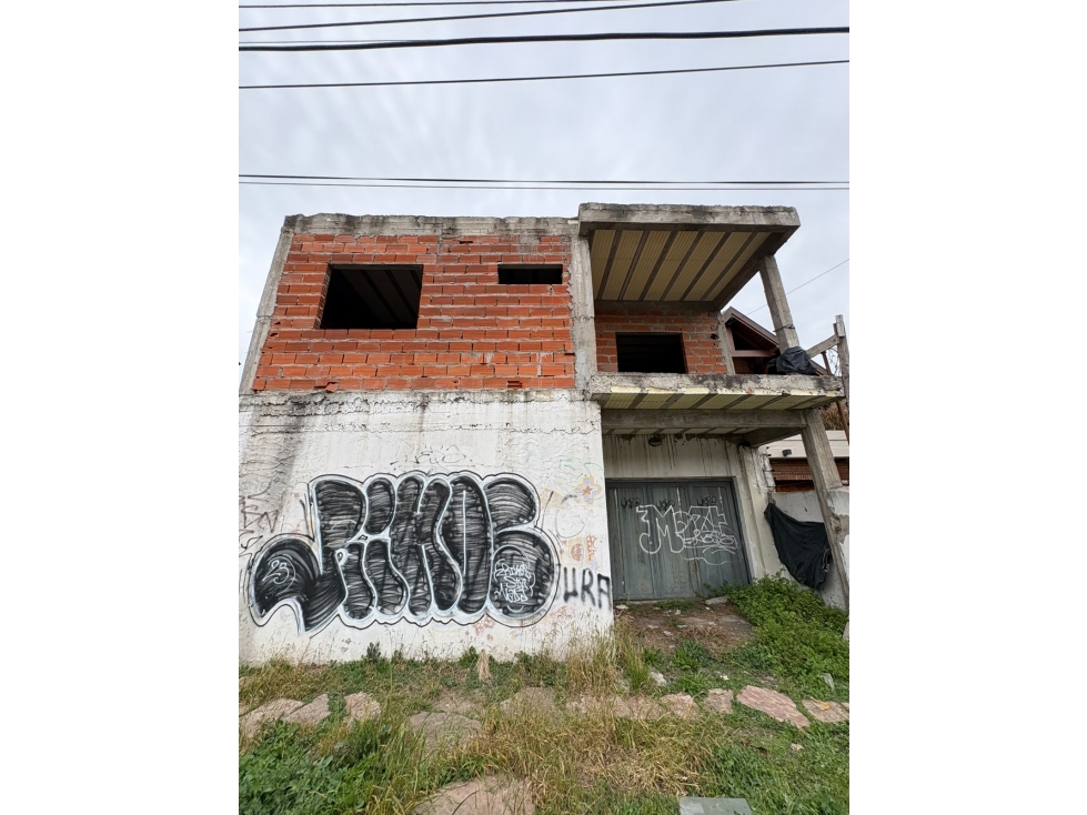 OPORTUNIDAD CASA EN CASTELAR NORTE!!