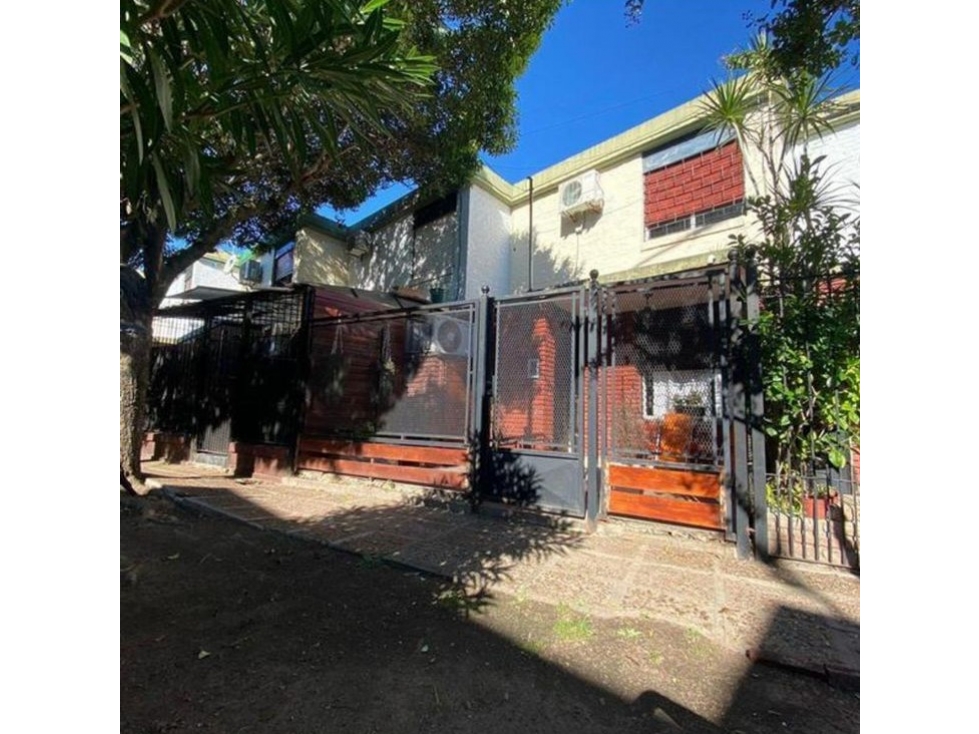 OPORTUNIDAD CASA EN MORON!! - 1