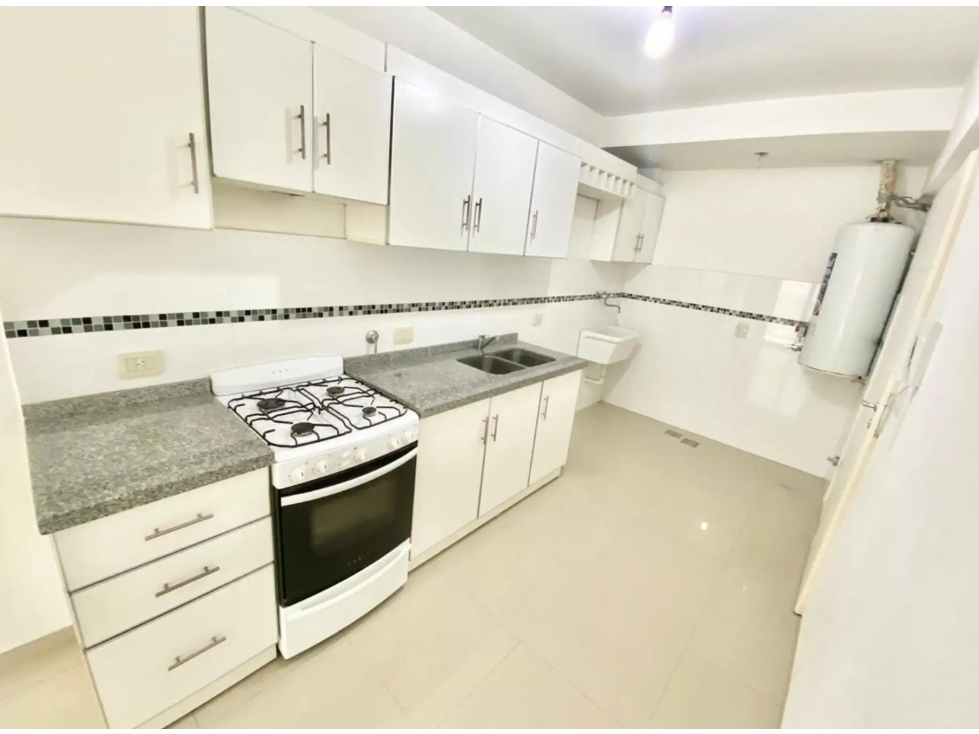 EXCELENTE DEPARTAMENTO EN CASTELAR SUR!!! - 6