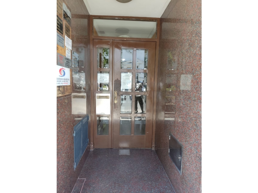 OPORTUNIDAD DEPARTAMENTO DE 2AMB. MORON!! - 2