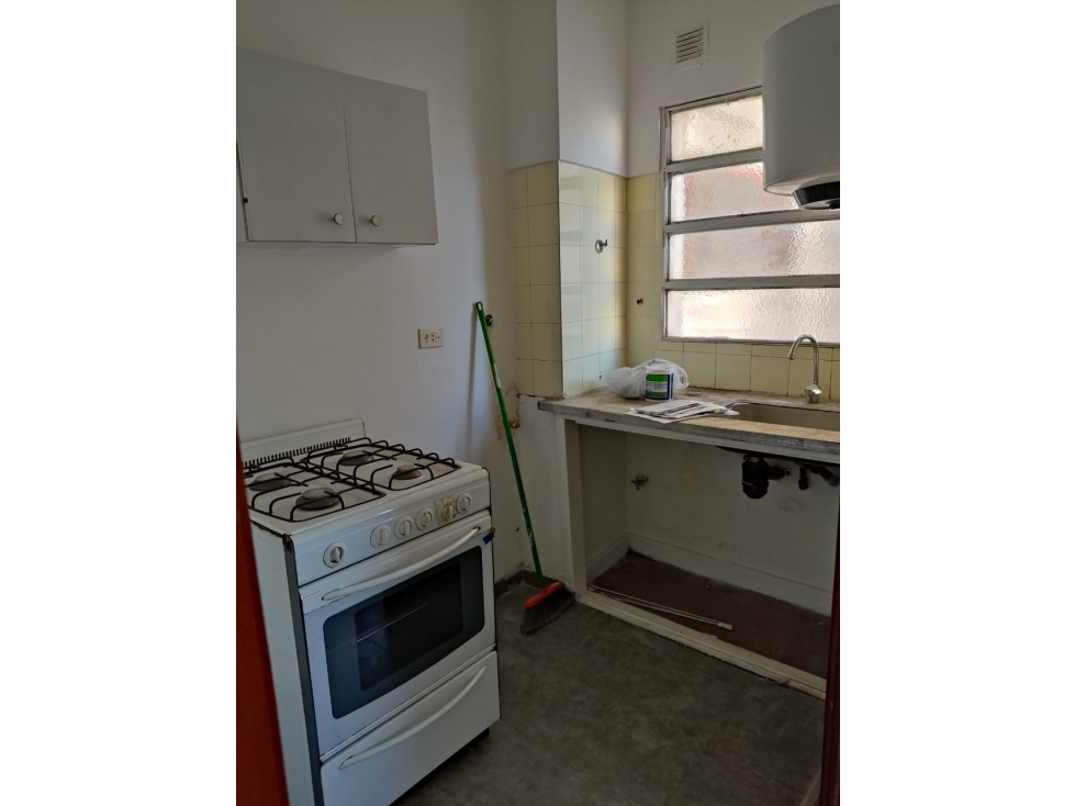 OPORTUNIDAD DEPARTAMENTO DE 2AMB. MORON!! - 4