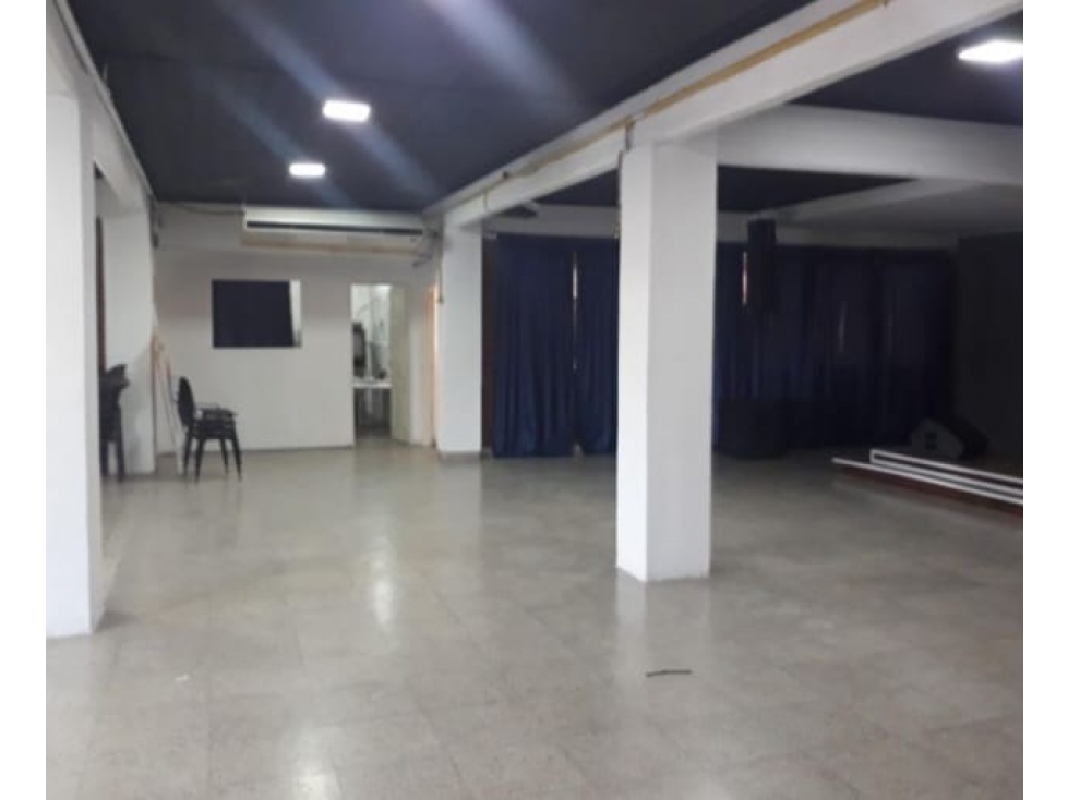 EDIFICIO EN VENTA EN EXCELENTE UBICACION EN ITUZAINGO SUR - 5
