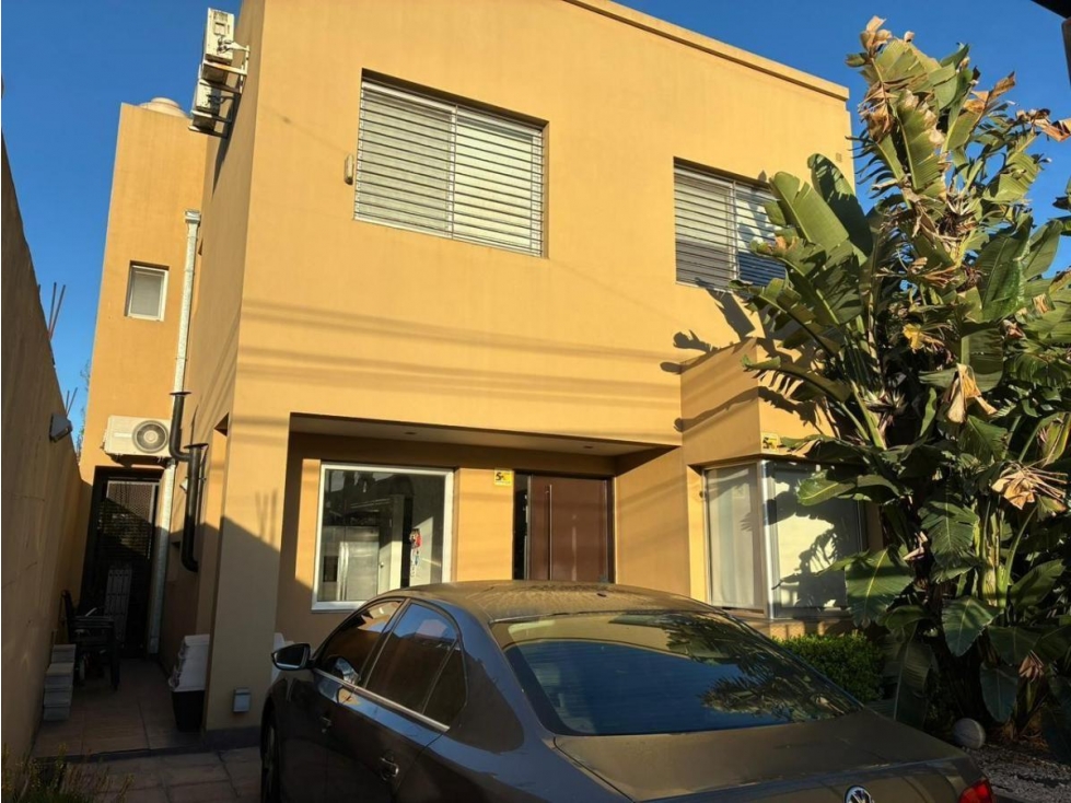 OPORTUNIDAD CASA EN ITUZAIGO NORTE!! - 1