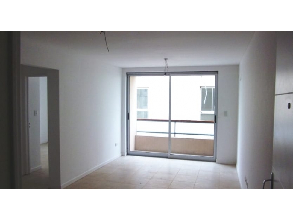 DEPARTAMENTO CASTELAR SUR!!! - 5