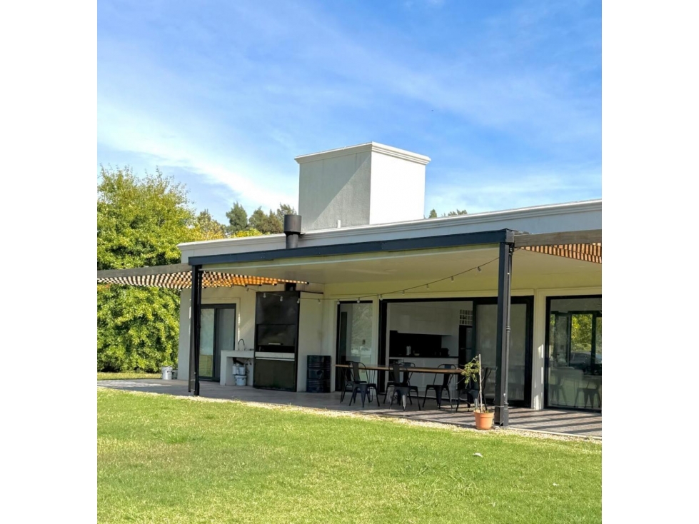 Casa en Venta Estancia Las Lilas Lujan - 5