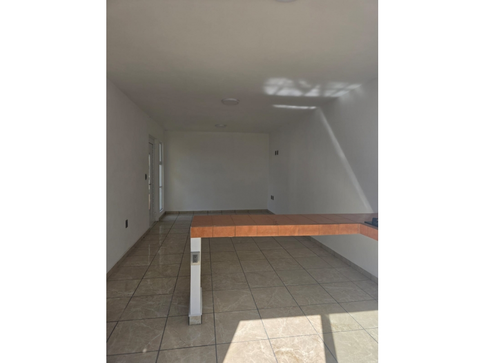 CASA EN VENTA EN TULANCINGO, FRACC LOS SABINOS 134m2 - 2