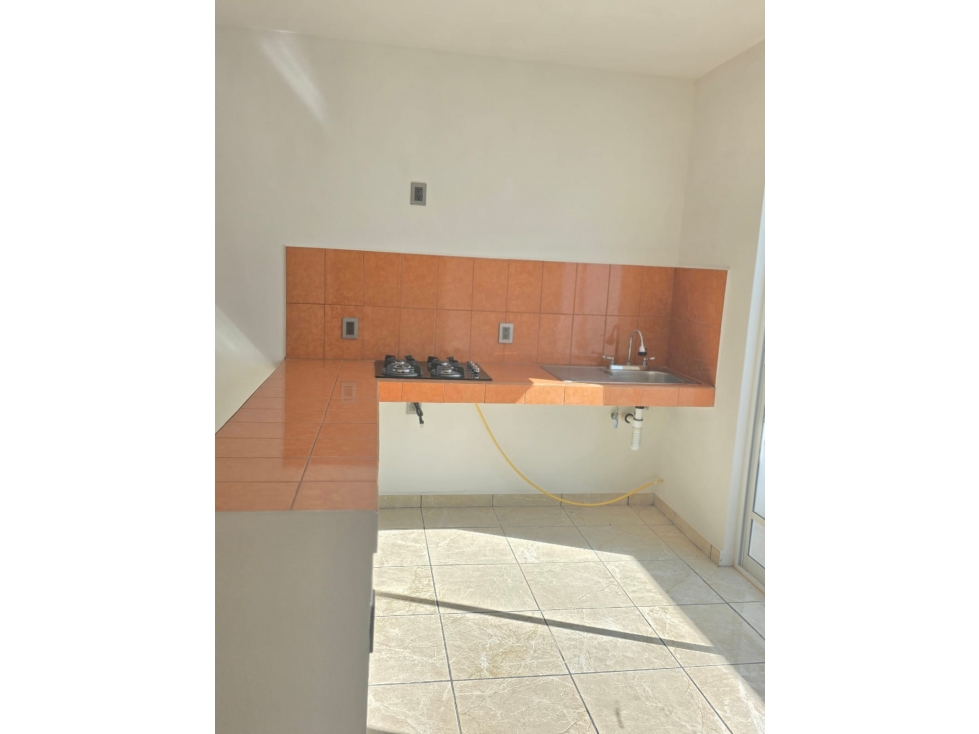CASA EN VENTA EN TULANCINGO, FRACC LOS SABINOS 134m2 - 4
