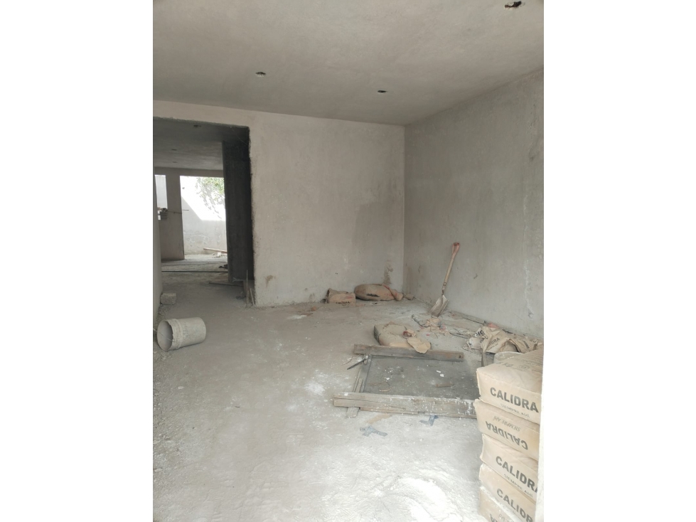VENTA DE CASA EN OBRA GRIS EN ZONA RESIDENCIAL SFH - 3