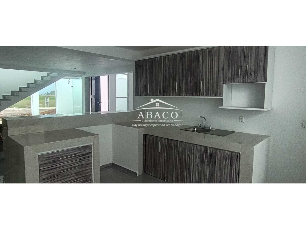 Casa en venta en San Andrés Tulancingo con doble altura y jardín - 6