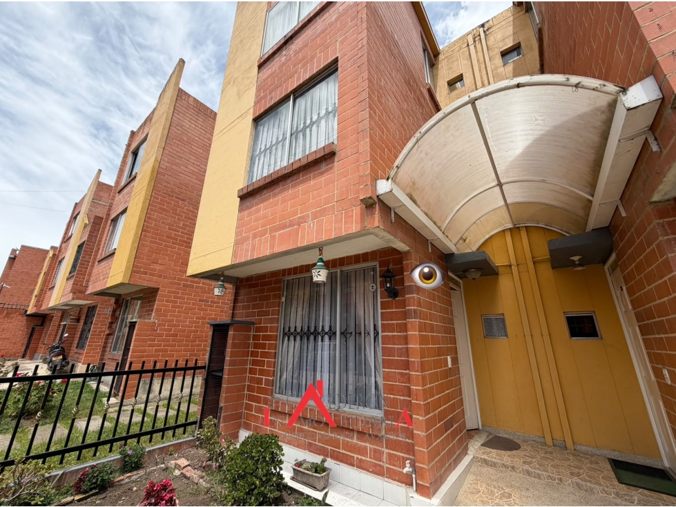 VENDO CASA EN QUINTAS DE VILLA MARIA — foto 2