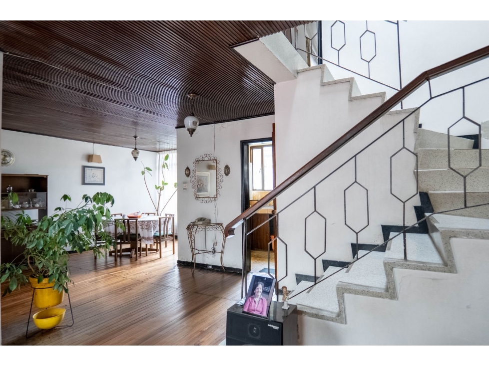 VENDO EXCELENTE PROPIEDAD PARA USO COMERCIAL — foto 4