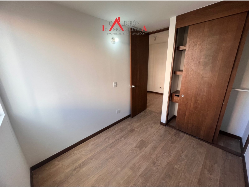 ARRIENDO APARTAMENTO EN CONJUNTO LUCCA LA TOSCANA — foto 3