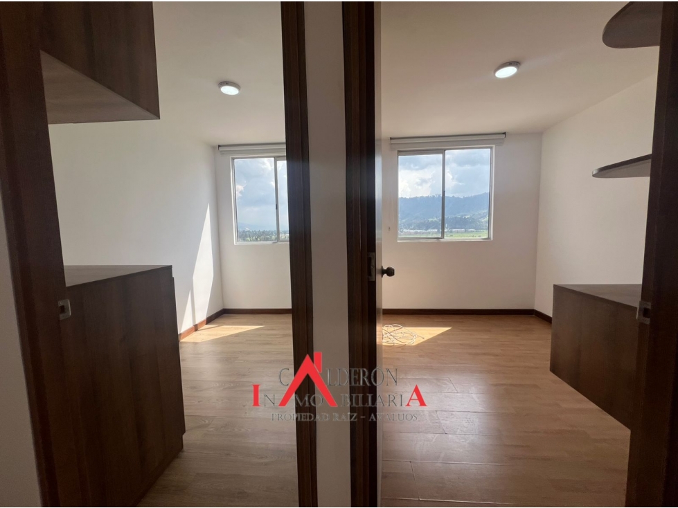 VENDO APARTAMENTO CONJUNTO ARREZZO LA TOSCANA — foto 4