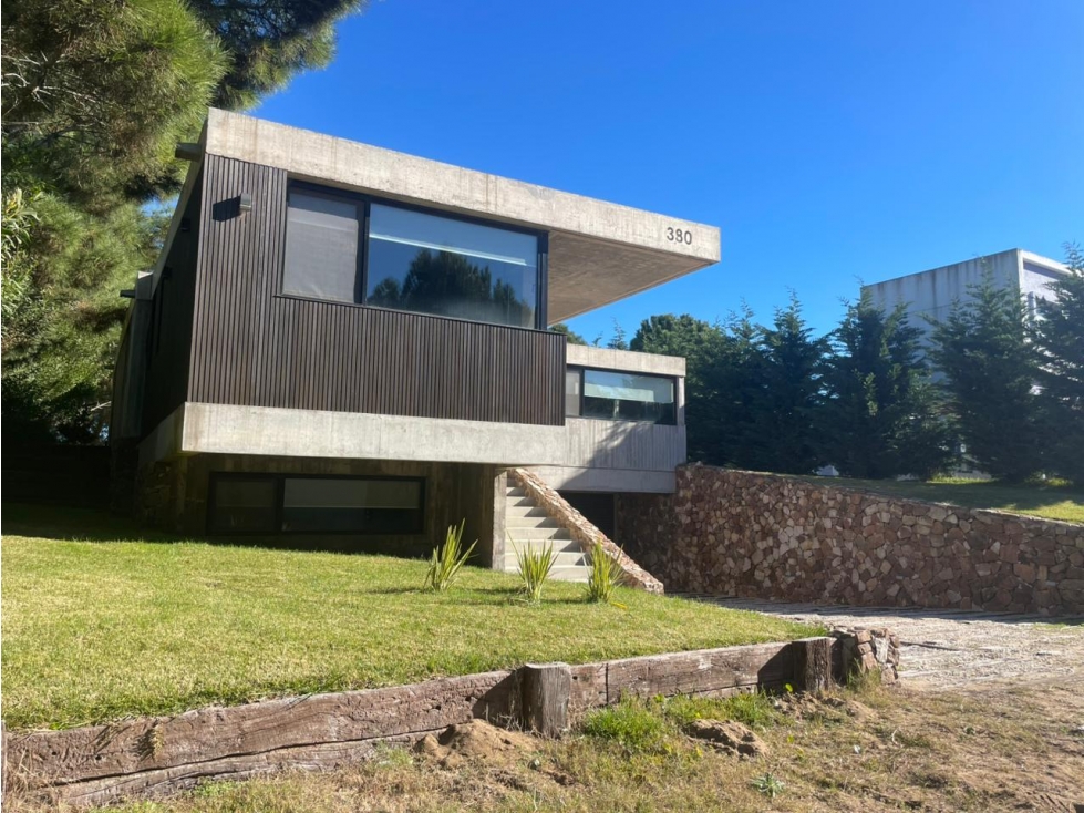 Exclusiva Casa de 5 Dormitorios con Fondo al Golf en Costa Esmeralda - 4