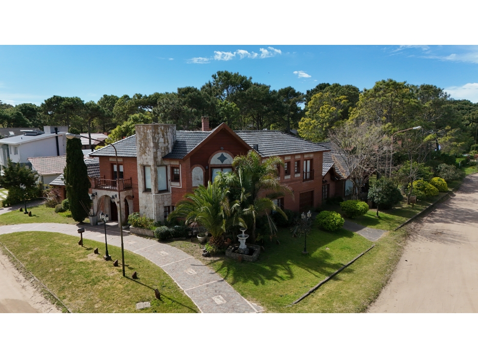 Alquiler Temporada 2027 - Casa Tridente a 300 mts del mar!