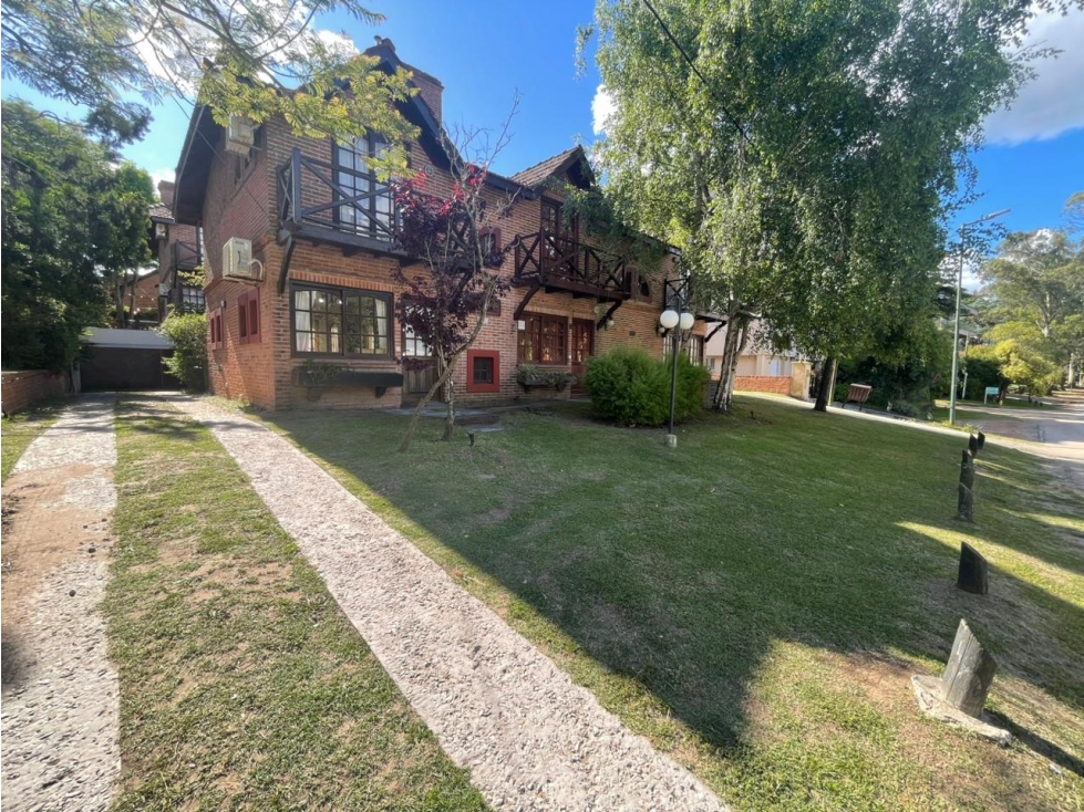 Alquiler - Duplex Av de Artes y Cazon . Pinamar Centro. - 3