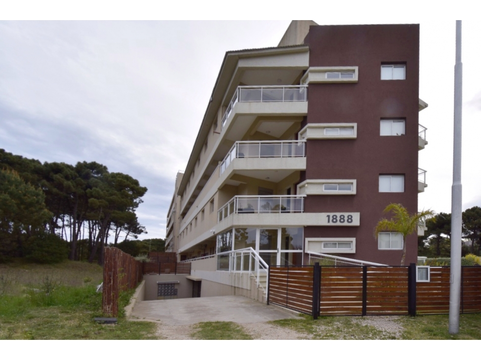 Alquiler temporada 2027 moderno 2 ambientes con pileta