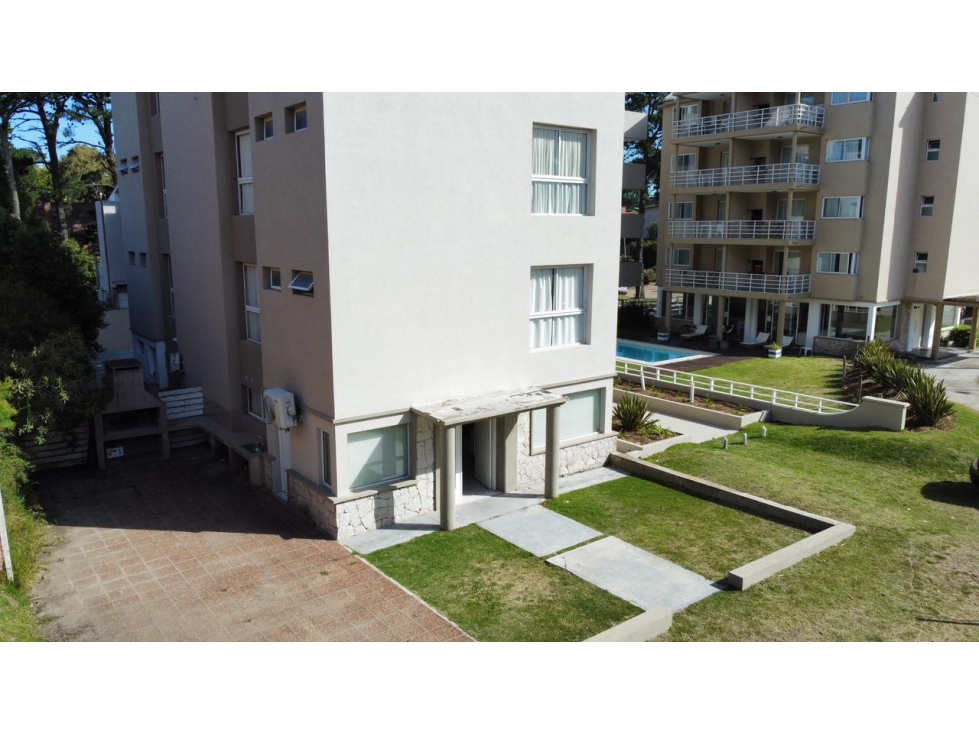 Alquiler -Departamento con Pileta - Pinamar Temporada 2027 - 3