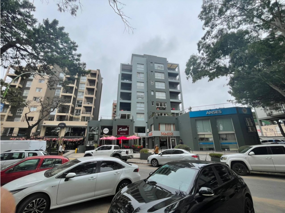 ALQUILER 2 AMB CENTRICO CON COCHERA CUBIERTA — foto 2