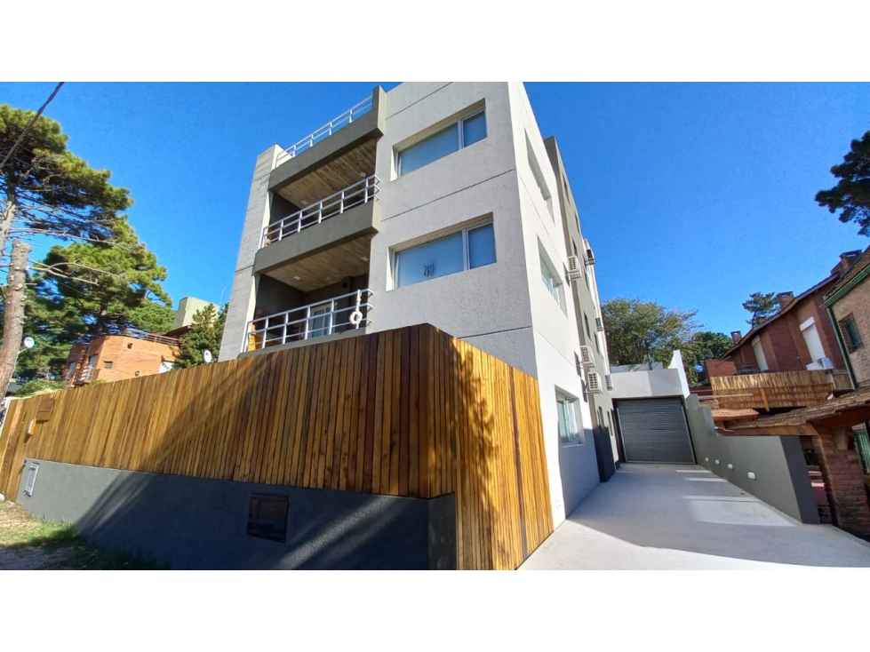 Departamento en Venta 3 ambientes con cochera y piscina!