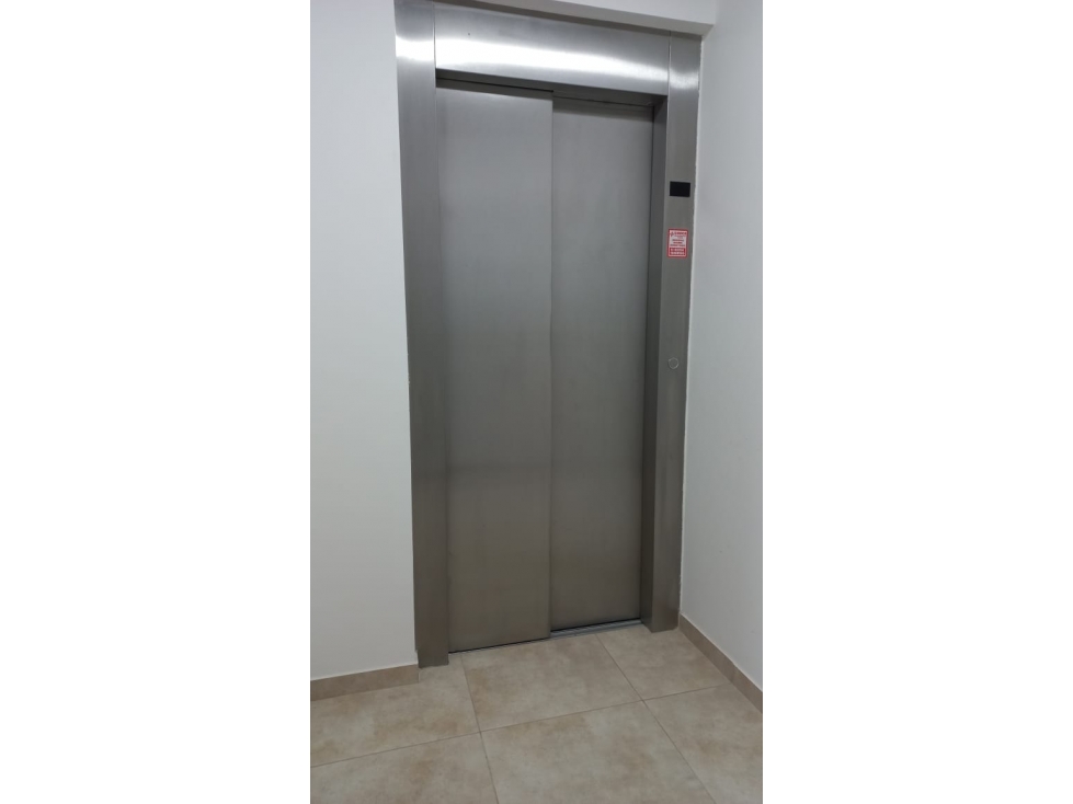 OPORTUNIDAD! Departamento moderno 2 amb con cochera Pinamar — foto 4