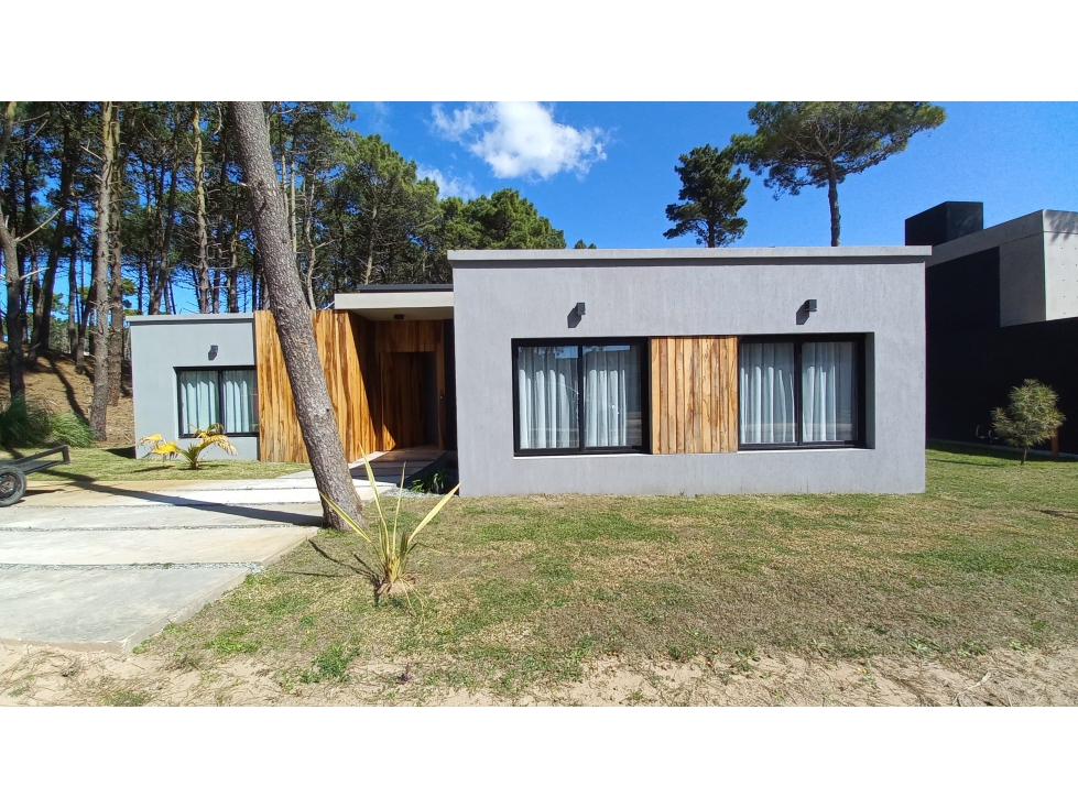 Venta Casa a Estrenar Pioneros Pinamar
