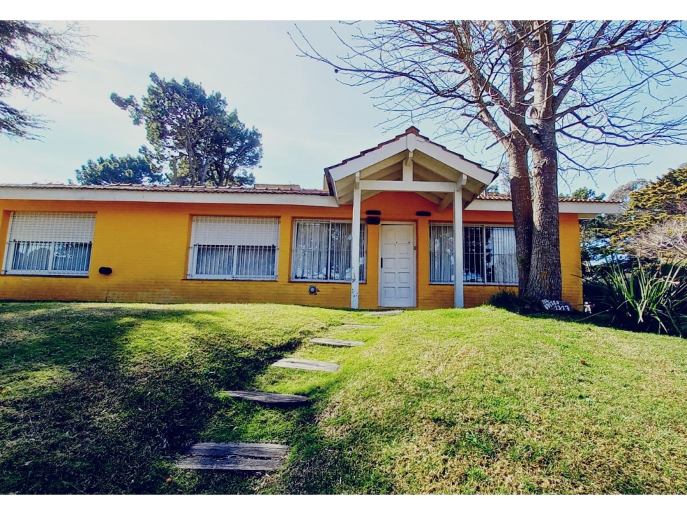 Vendo Casa en B5 Pinamar | 3 Dormitorios +Cochera cubierta