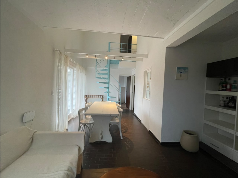 VENDO DEPARTAMENTO DE 4 AMBIENTES CON GAS NATURAL - 6