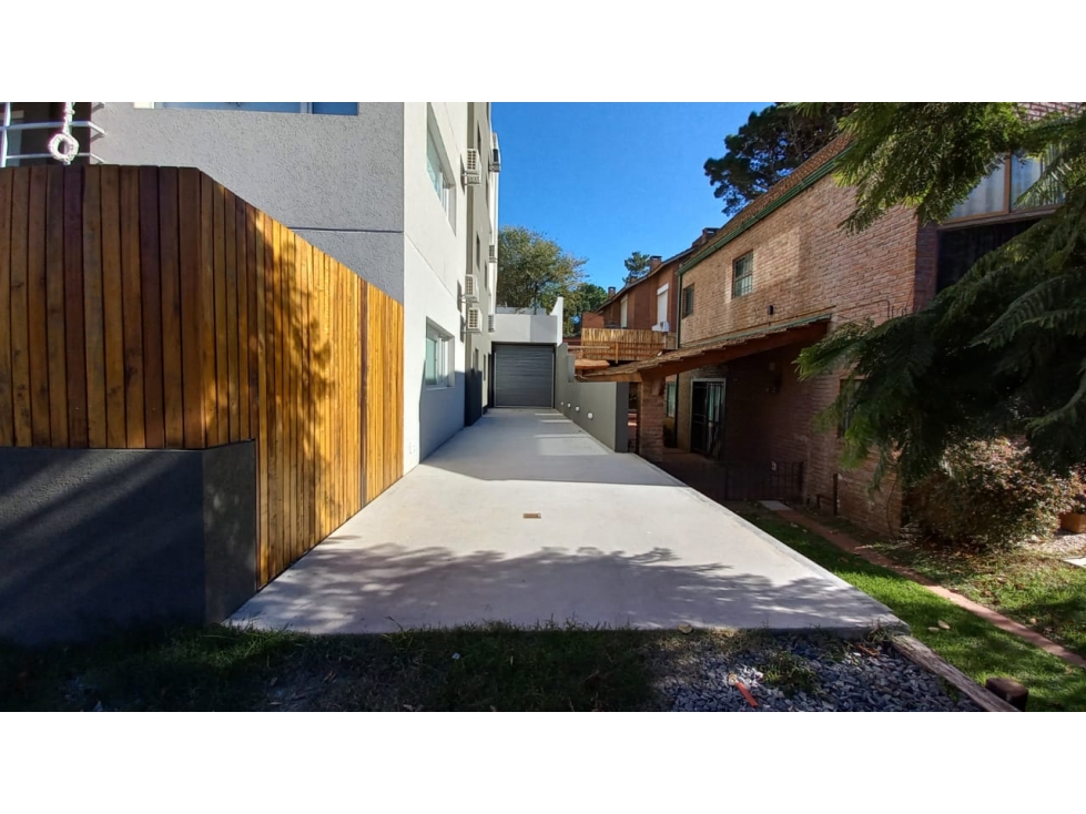 OPORTUNIDAD! Departamento moderno 2 amb con cochera Pinamar — foto 3