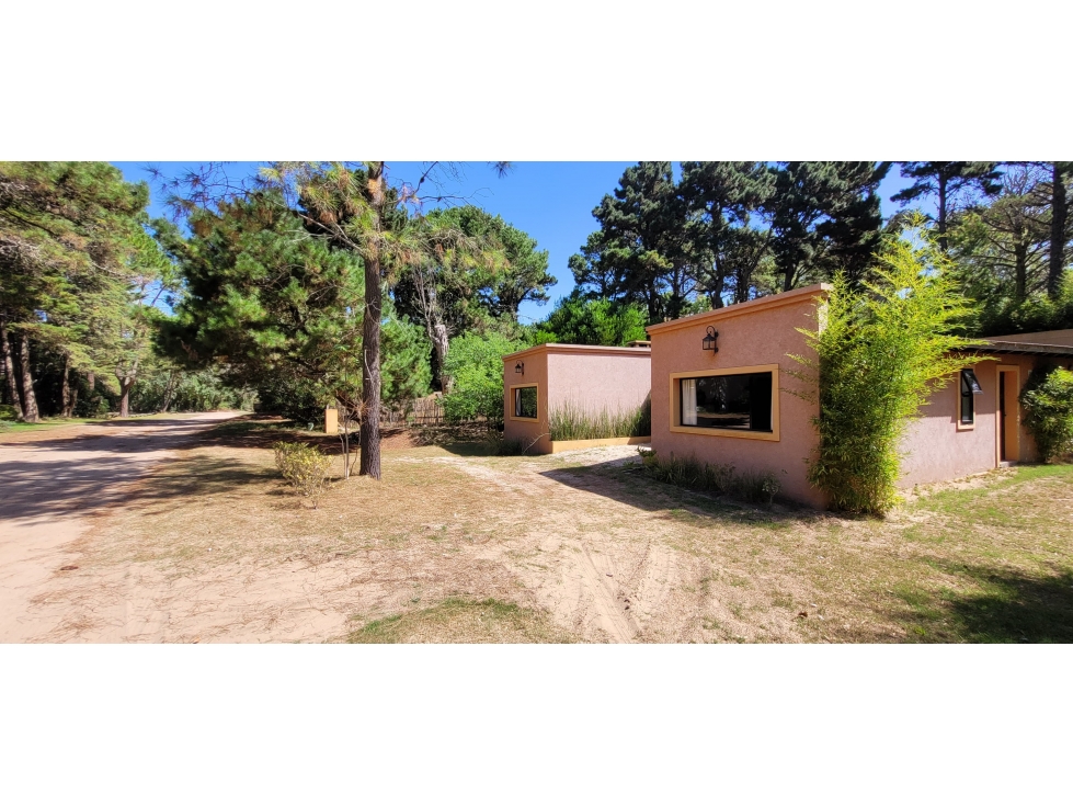 Oportunidad en Carilo casa con gas natural sobre lote de 1.000 m² - 6