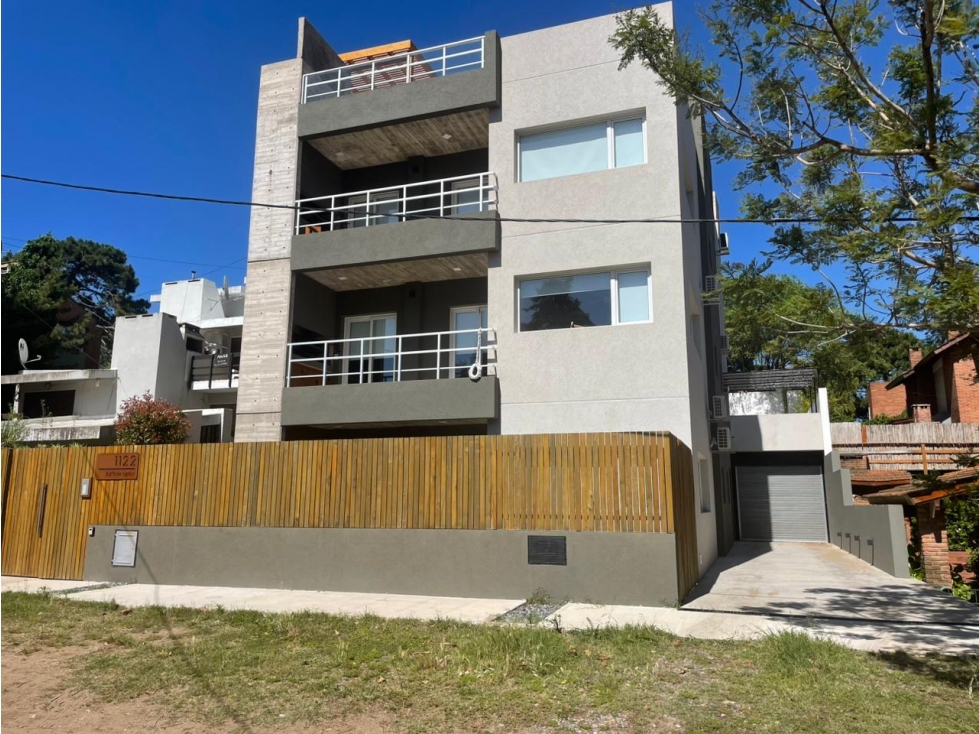 Venta departamento 2 ambientes a estrenar con patio y cochera cubierta — foto 3