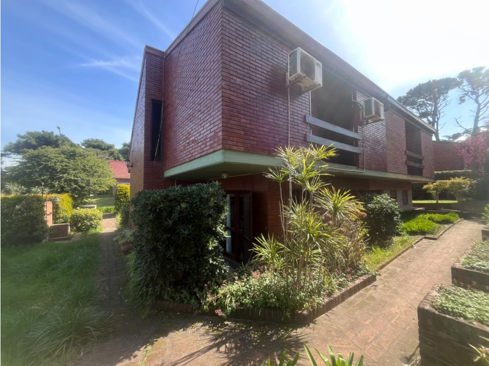 DUPLEX EN PINAMAR A METROS DEL MAR - 5
