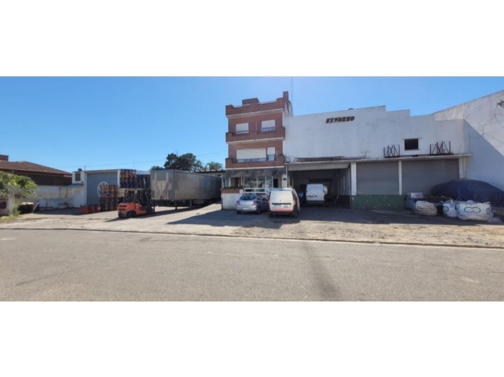 Venta Multifamiliar Industrial - 1200 metros - Pinamar