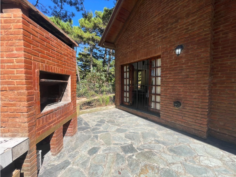 Casa en Pinamar Cerca del Mar, Parque, Parrilla y Gas Natural — foto 5