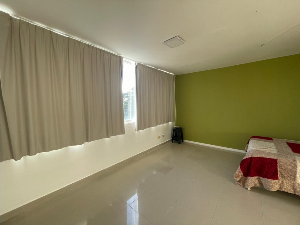 VENTA - DEPARTAMENTO C/ COCHERA EN VENTA - PASEO EL AGORA - 3