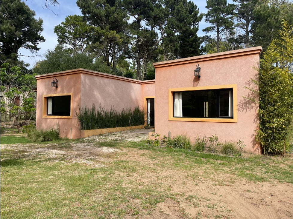 Oportunidad en Carilo casa con gas natural sobre lote de 1.000 m² - 3