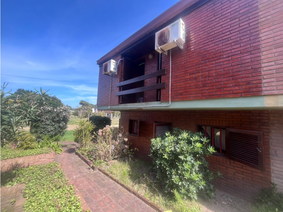 DUPLEX EN PINAMAR A METROS DEL MAR - 4