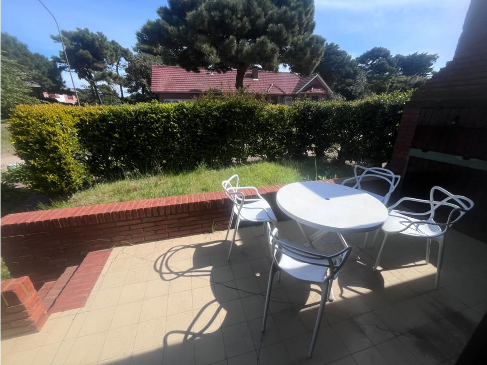 DUPLEX EN PINAMAR A METROS DEL MAR - 2