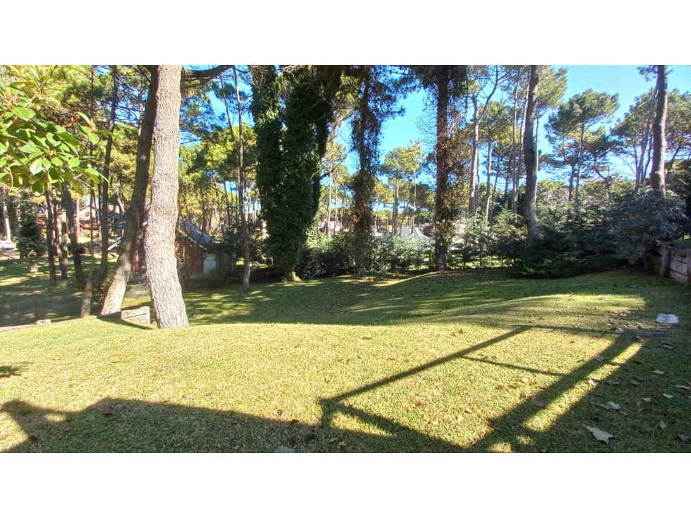 OPORTUNIDAD CASA DE 7 AMBIENTES EN PINAMAR NORTE . — foto 5