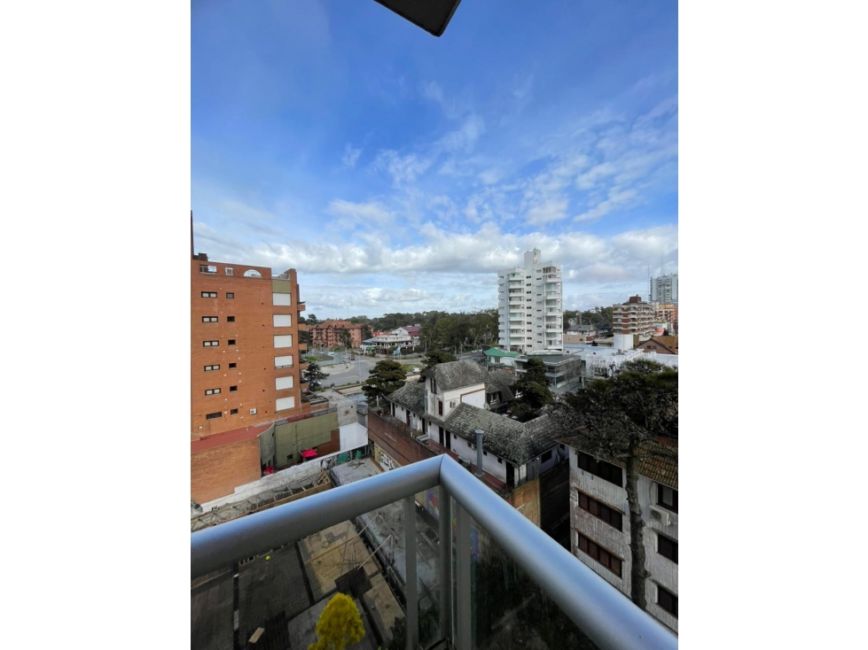 Temporada 2027 - Alquiler 2 ambientes con cochera . Pinamar - 6