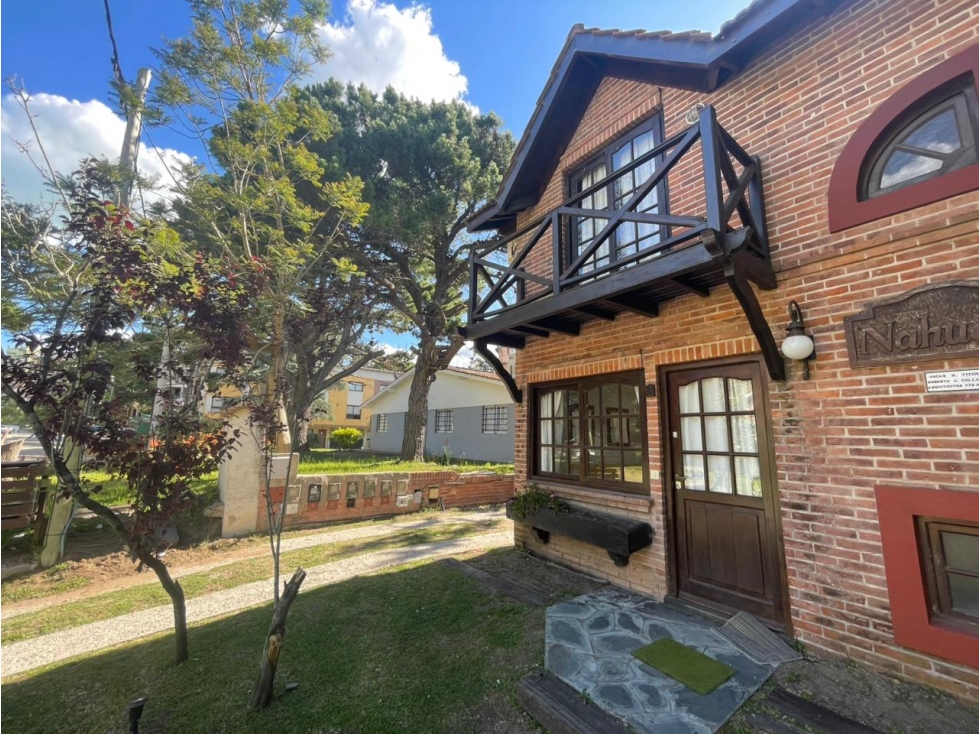 Alquiler - Duplex Av de Artes y Cazon . Pinamar Centro. - 4