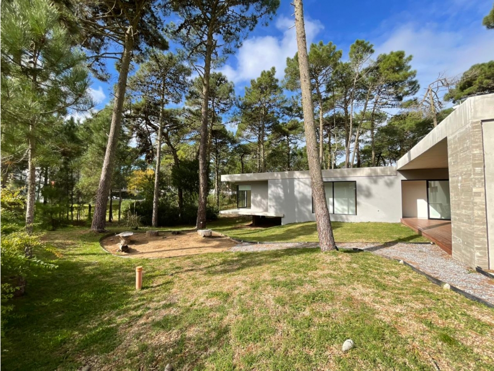 VENDO CASA DE DISEÑO EN ÁLAMOS LUZ, CONFORT Y NATURALEZA - 4