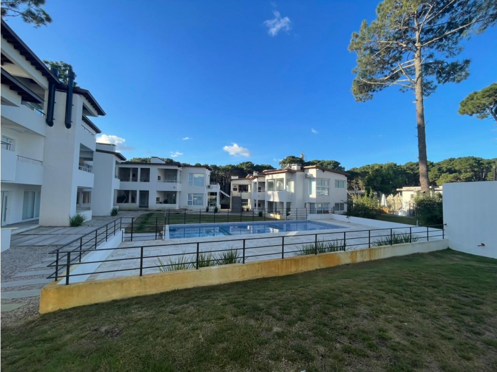2 AMBIENTES MODERNO CON BALCÓN, PARRILLA Y VISTA A LA PISCINA - 3